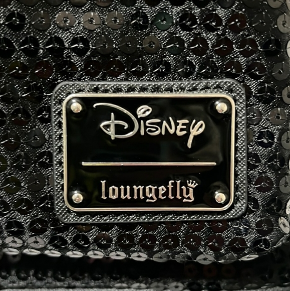 NWT Disney Parks Loungefly Sequin Minnie Mouse Backpack Black Red Sparkle Galore - Picture 2 of 15